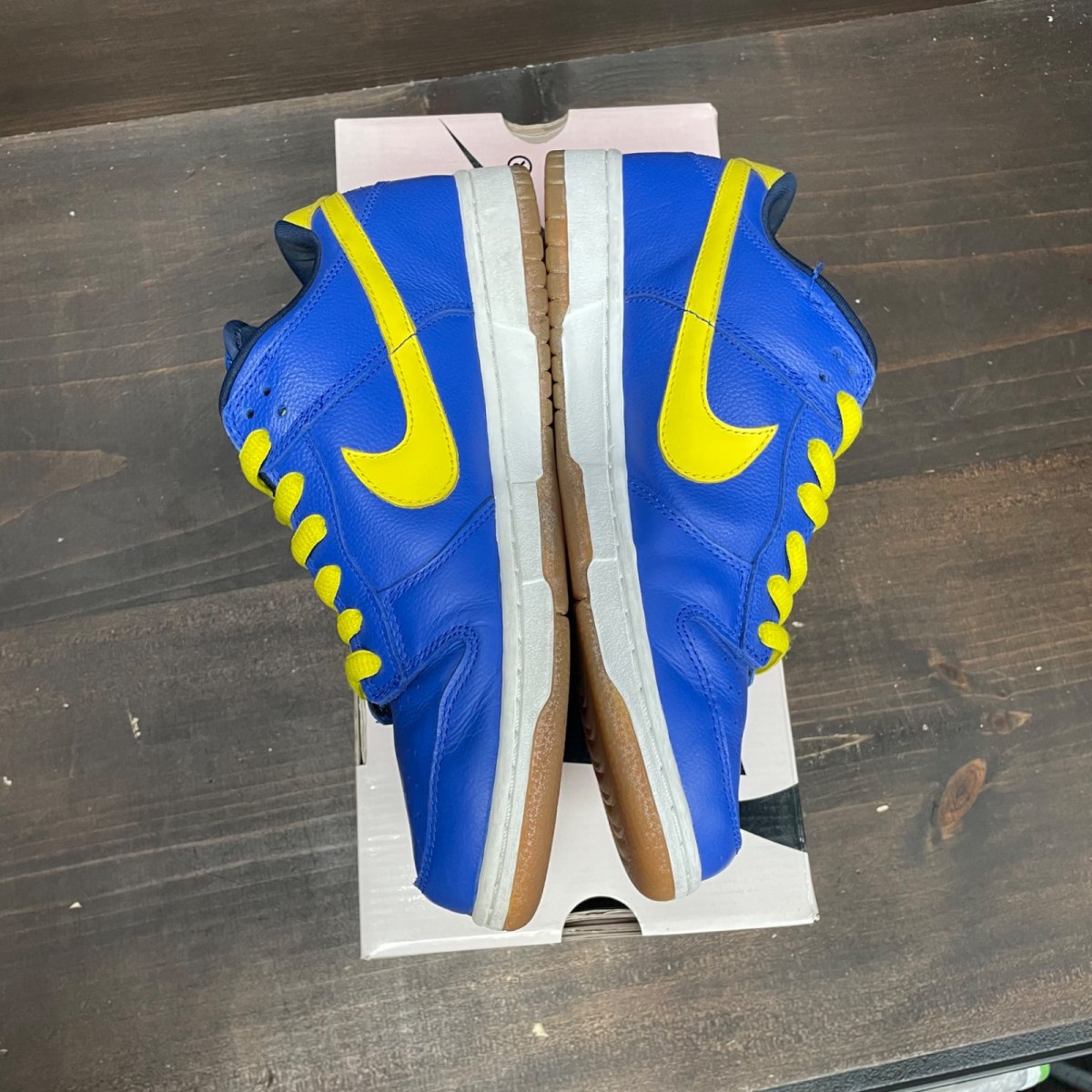 Nike SB Dunk Low Boca Juniors - Image 6