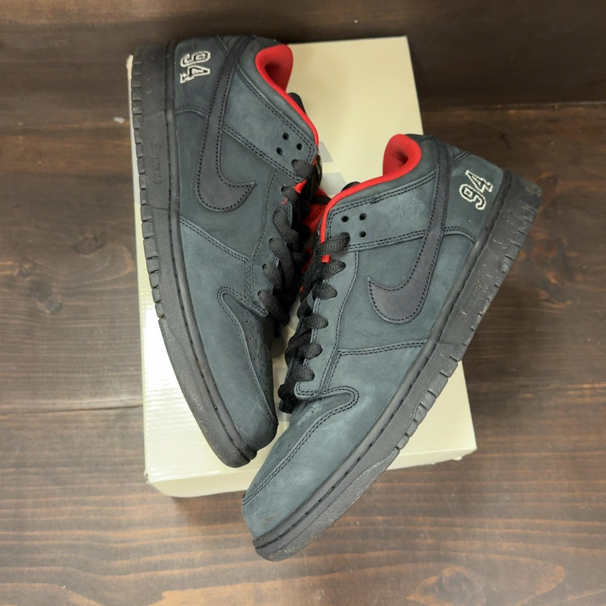 Nike SB Dunk Low Supreme 94 Black - Image 2
