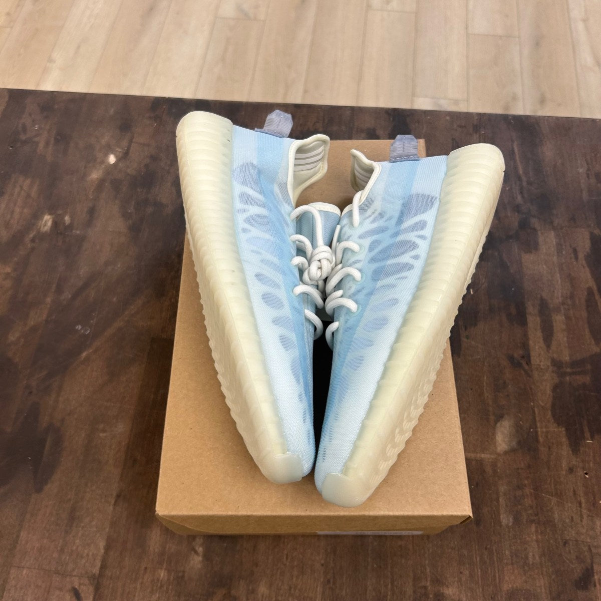 adidas Yeezy Boost 350 V2 Mono Ice Size 11 (Pre-Owned) - Image 1