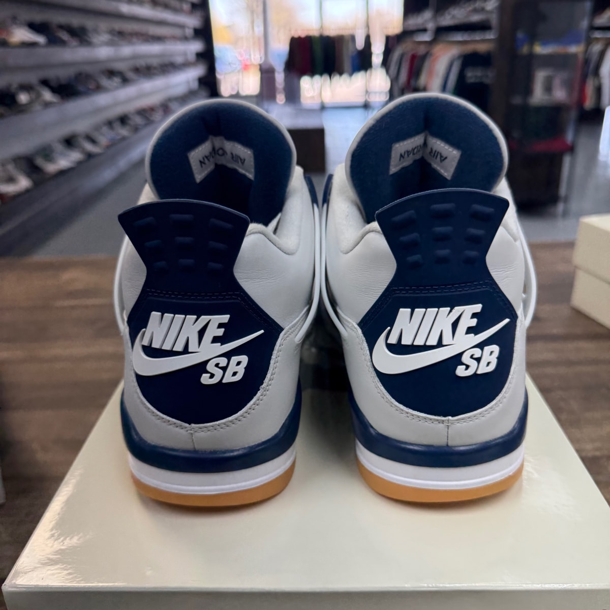 Jordan 4 Retro SB Navy - Image 4