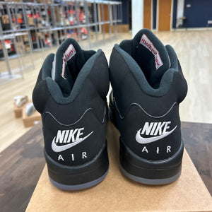 Jordan 5 Retro Black Metallic (2016) Size 13 (Pre-Owned) - Image 4