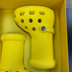MSCHF x Crocs Big Red Boot (Yellow) Size 7 (Pre-Owned) - Image 3