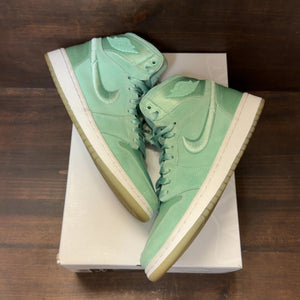 Jordan 1 Retro High Season of Her Mint Foam (Women's) - Image 2