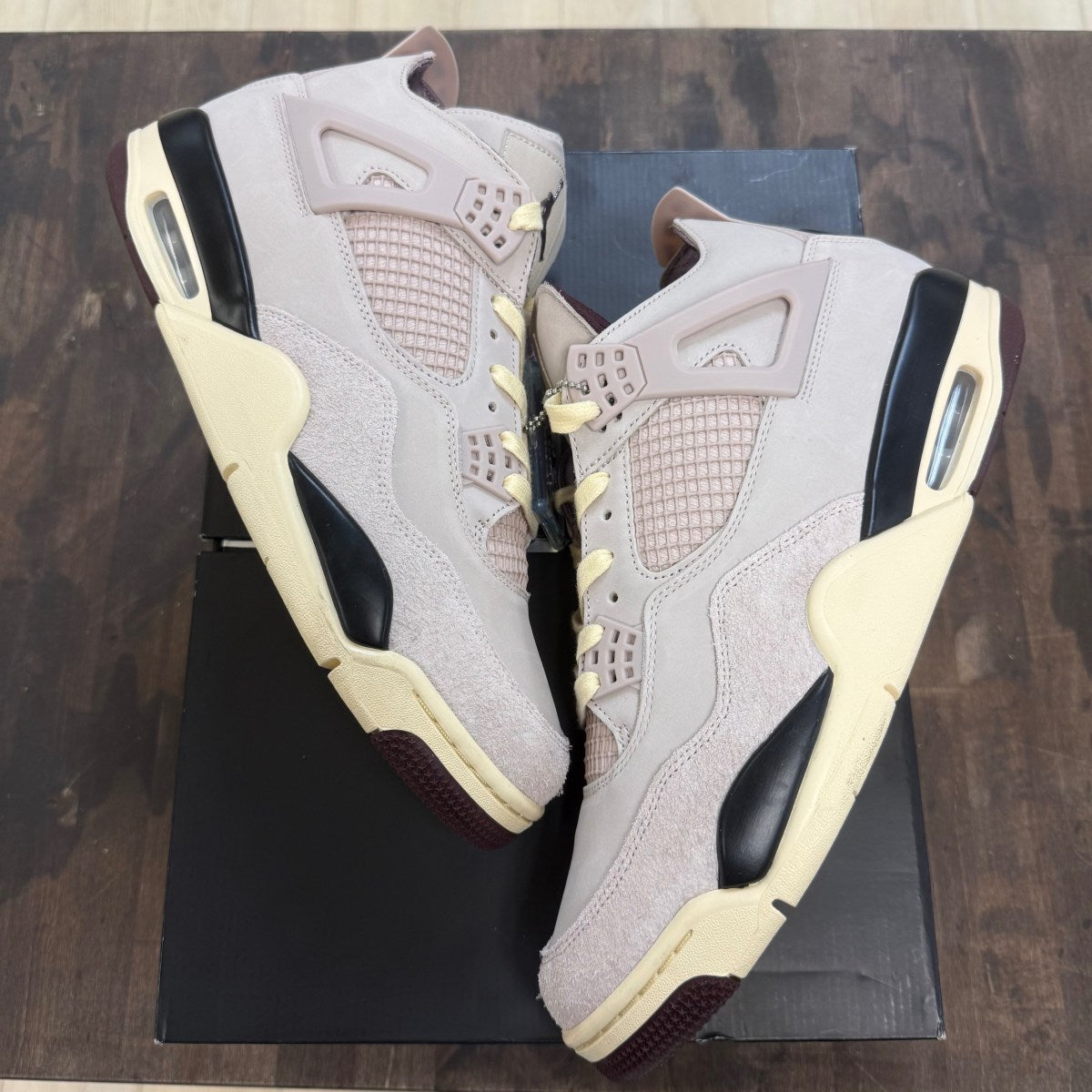 Jordan 4 Retro OG SP A Ma Maniére While You Were Sleeping (Women's) - Image 1