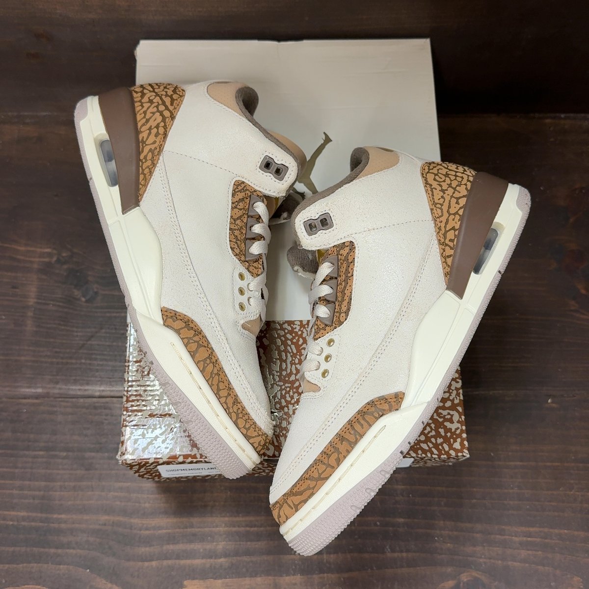 Jordan 3 Retro Palomino Size 8.5 (Pre-Owned) - back