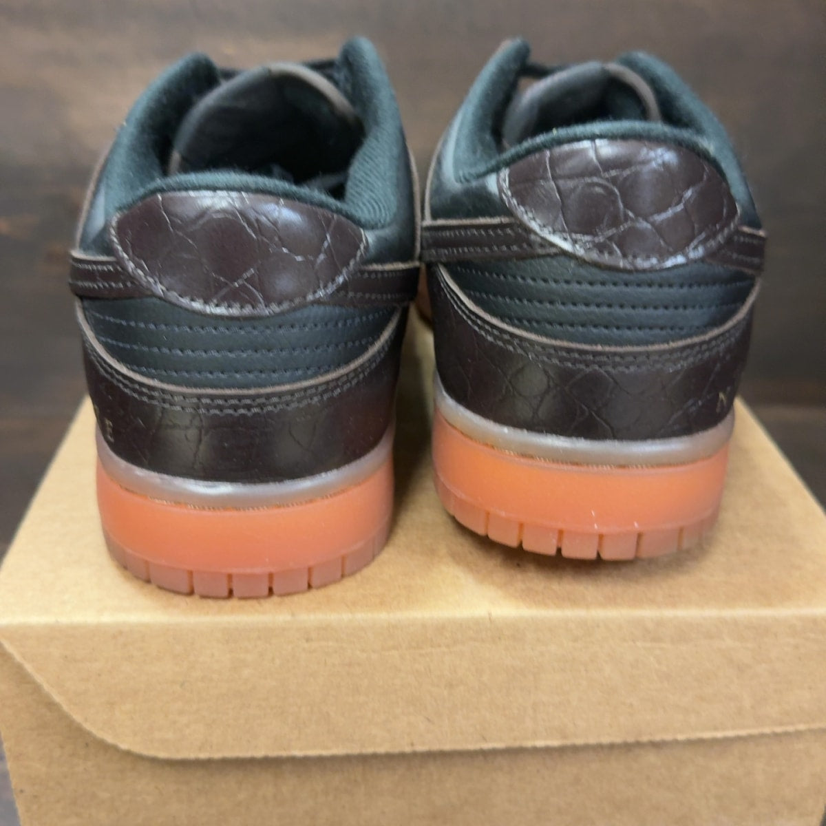 Nike Dunk Low Velvet Brown Black Size 11 (Pre-Owned) - Image 5