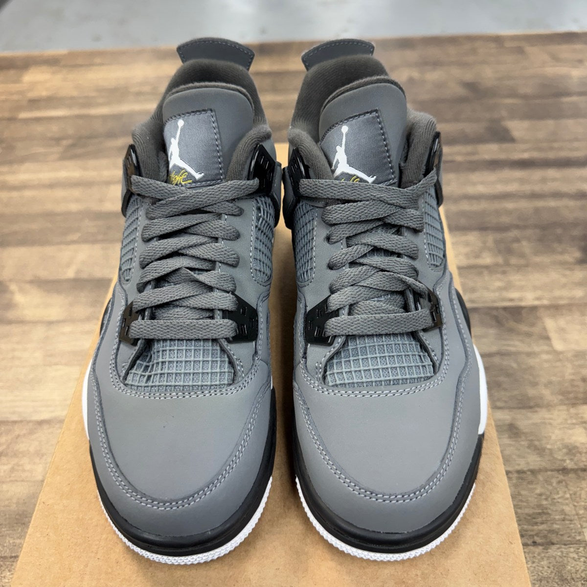 Jordan 4 Retro Cool Grey (2019) (GS) Size 5.5Y (Pre-Owned) - Image 3