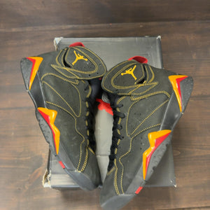 Jordan 7 Retro Citrus (2022) Size 10 (Pre-Owned) - Image 2