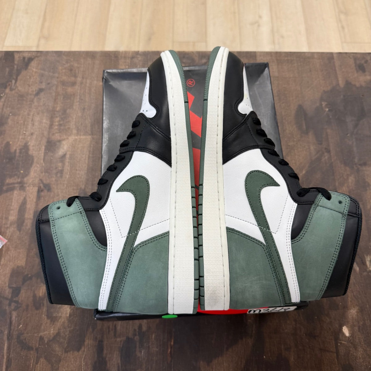 Jordan 1 Retro High Clay Green - Image 2