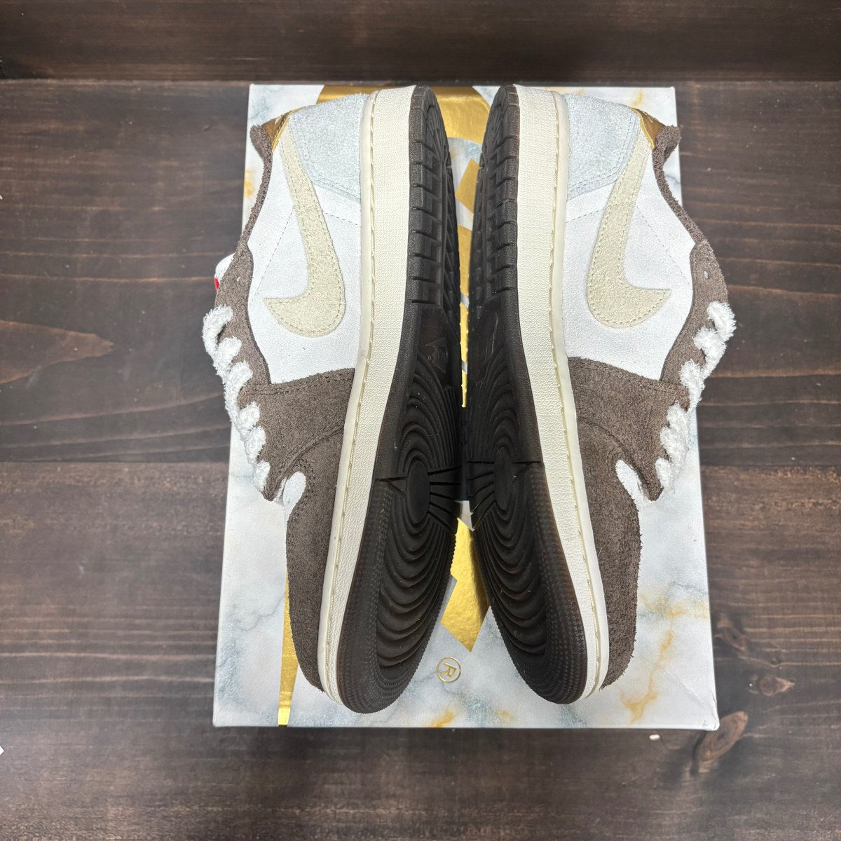 Jordan 1 Retro Low OG Year of the Rabbit - Image 4
