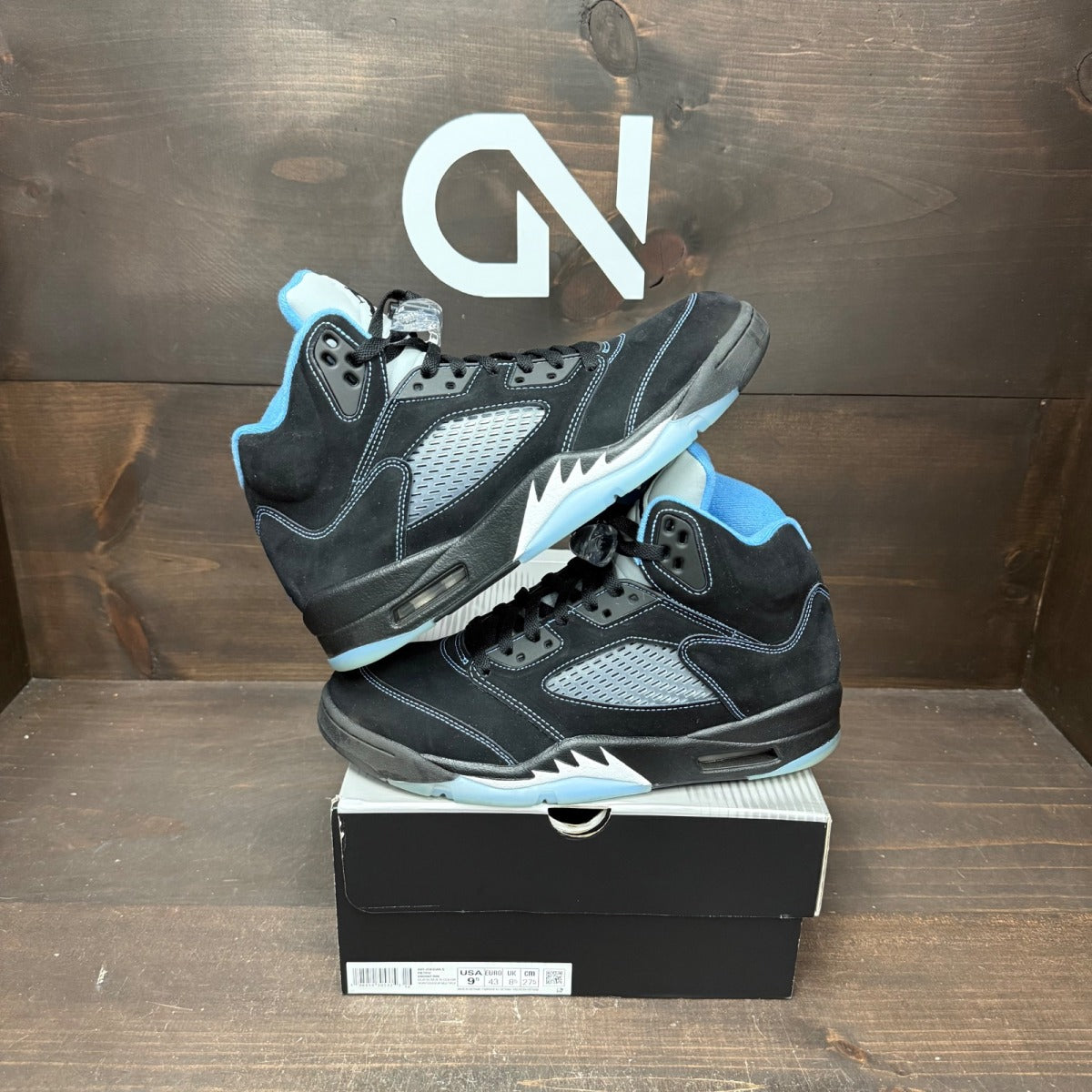 Jordan 5 Retro Black University Blue (2026) - Image 1