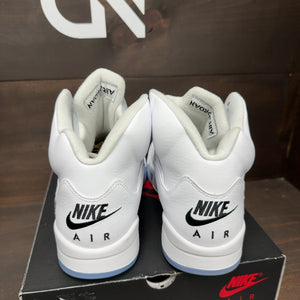 Jordan 5 Retro White Metallic (2026) Size 10.5 (Pre-Owned)