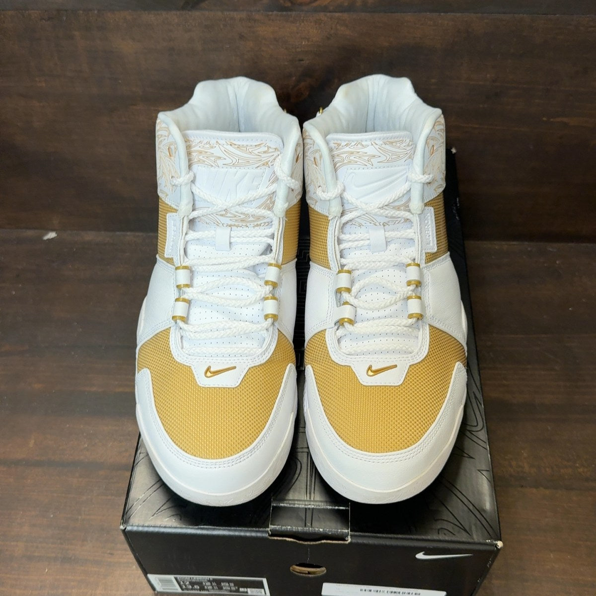 Nike LeBron Zoom 2 Maccabi (2022) - Image 3