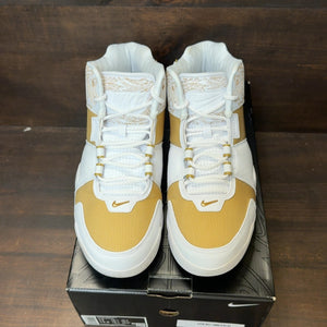 Nike LeBron Zoom 2 Maccabi (2022) - Image 3