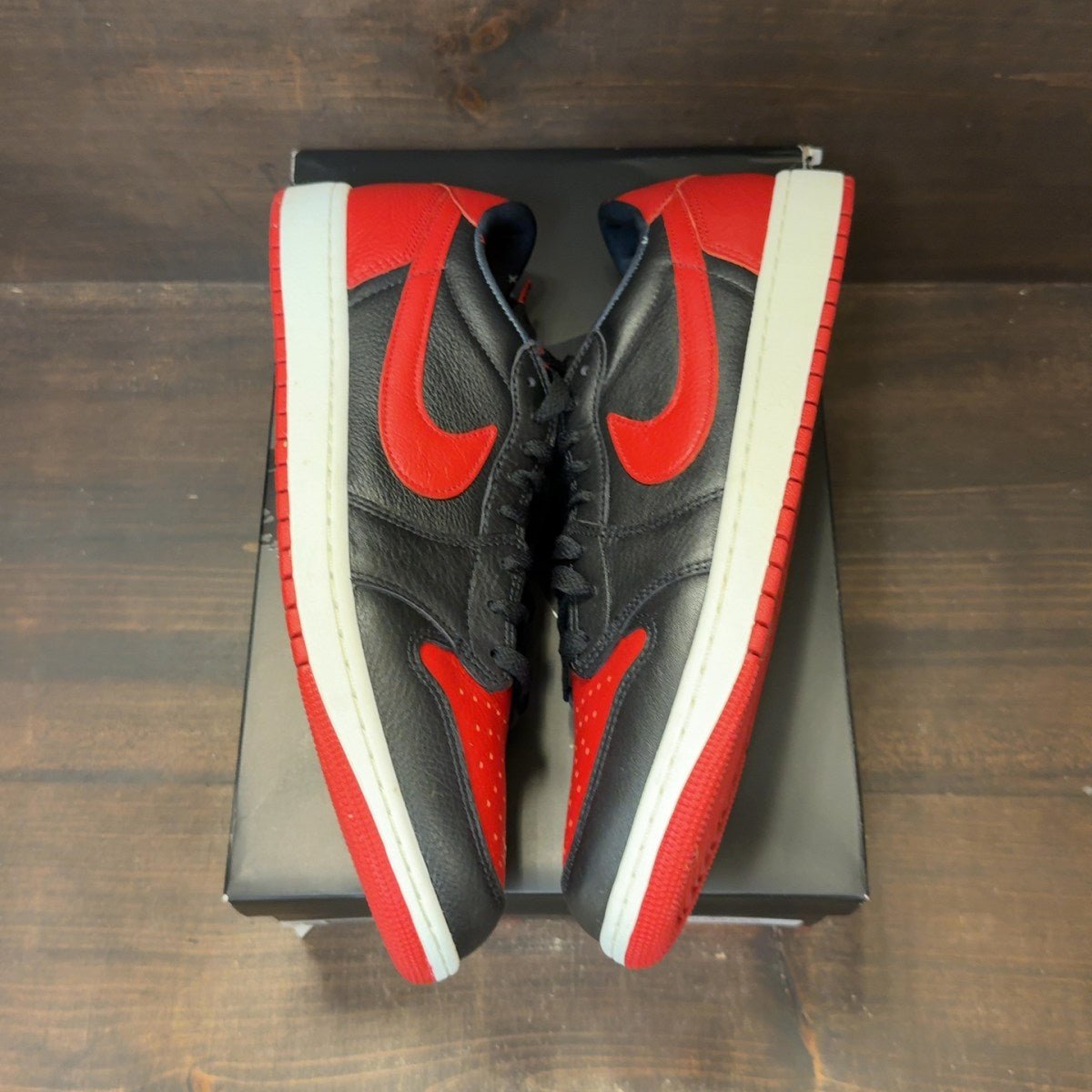 Jordan 1 Retro Low OG Banned - Image 2