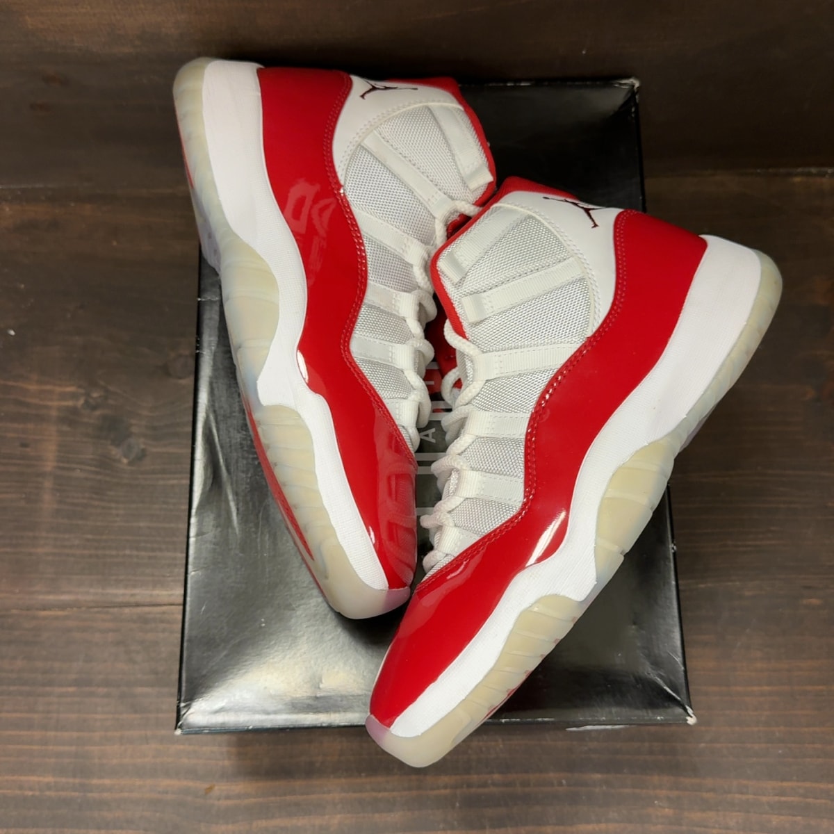 Jordan 11 Retro Cherry (2022) - Image 2