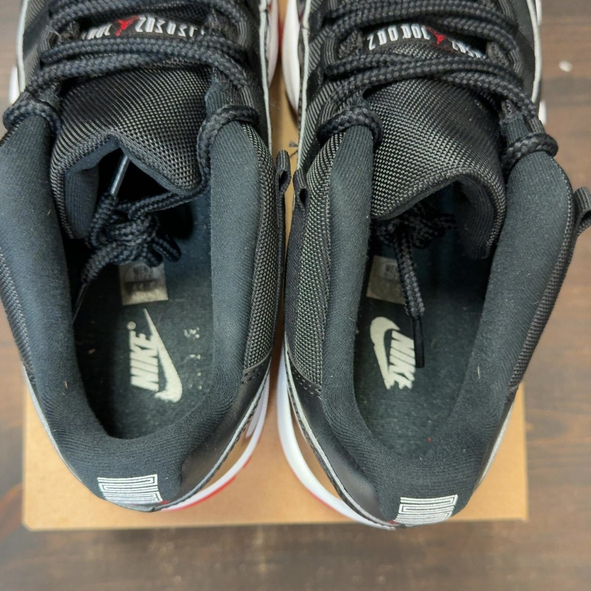 Jordan 11 Retro Low Bred (2025) Size 11.5 (Pre-Owned) - Image 5