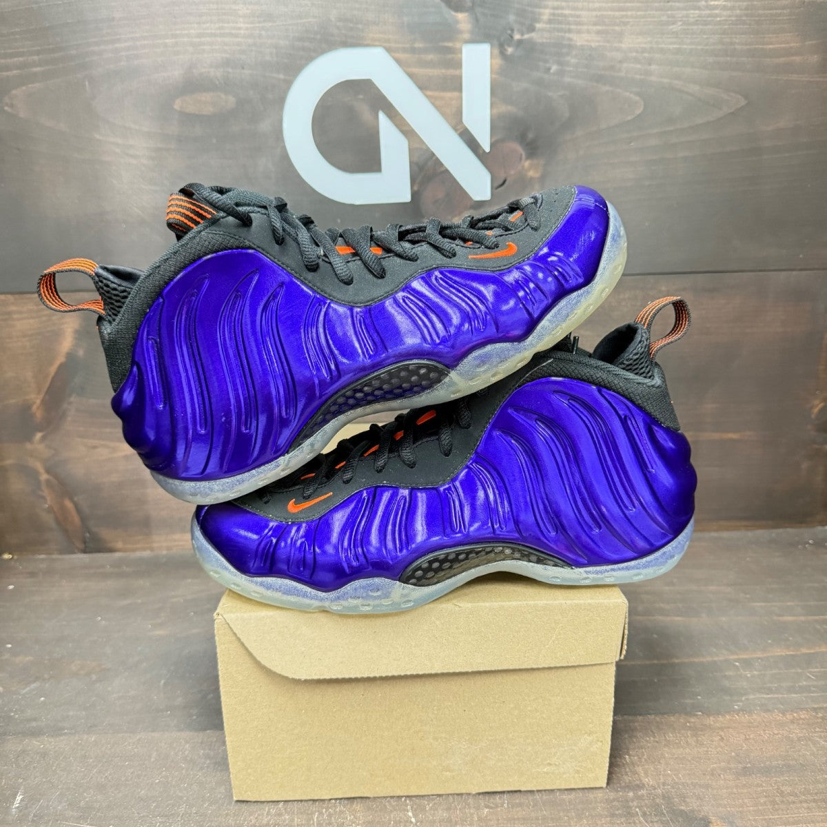 Nike Air Foamposite One Phoenix Suns Size 9.5 - Image 1