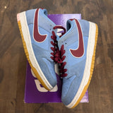 Nike SB Dunk Low Philadelphia Phillies - Image 1