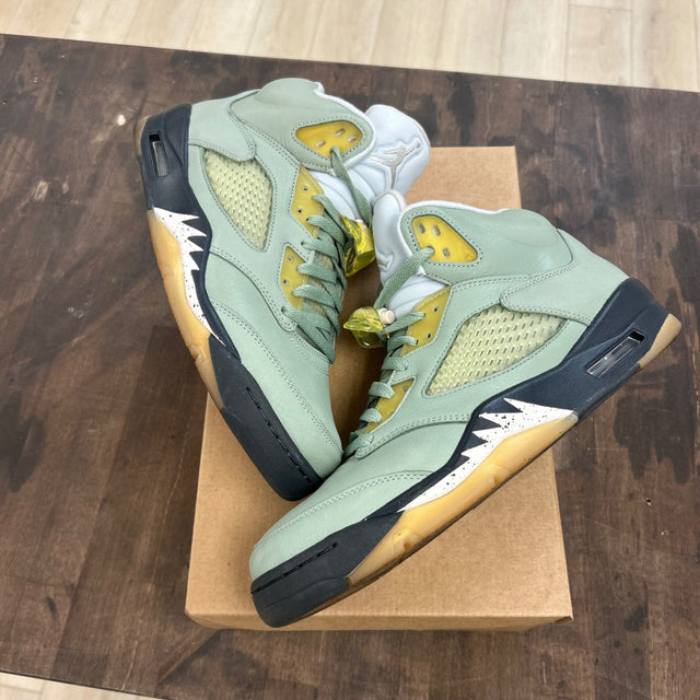 Jordan 5 Retro Jade Horizon Size 10 (Pre-Owned) - Image 1