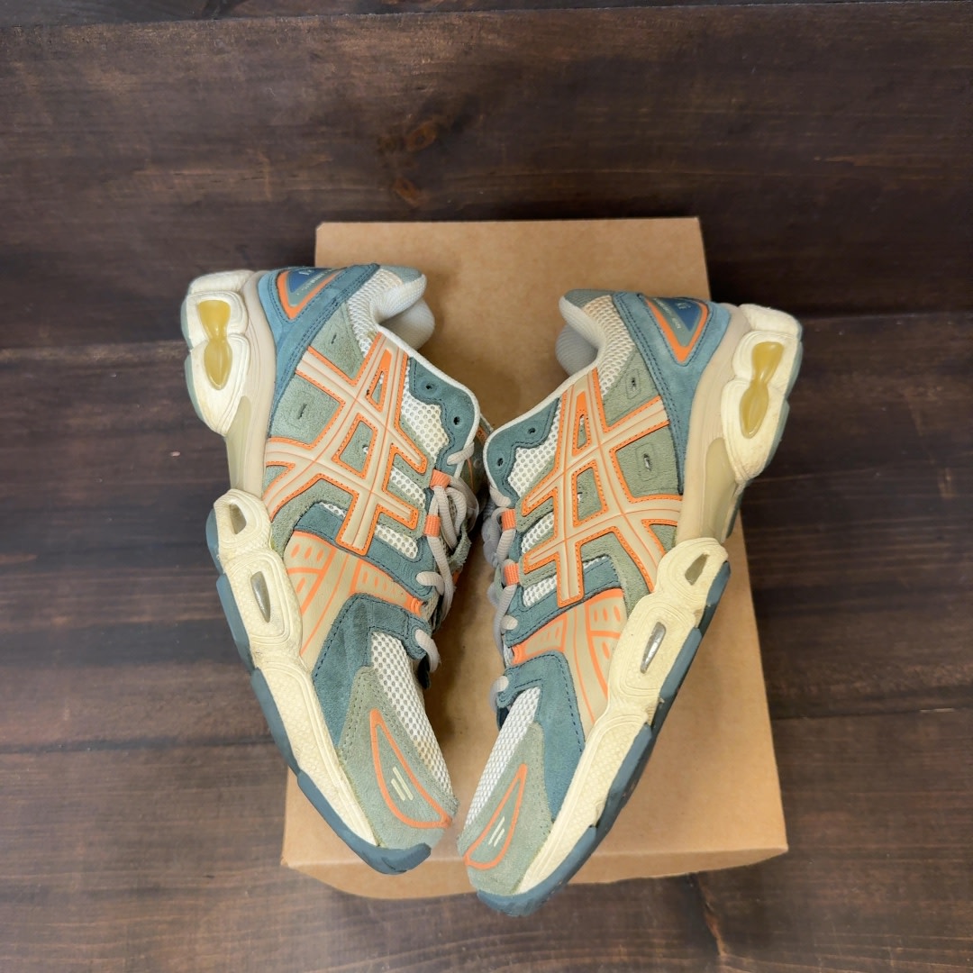 ASICS Gel-Nimbus 9 Cream Green Orange Size 10 (Pre-Owned) - Image 2