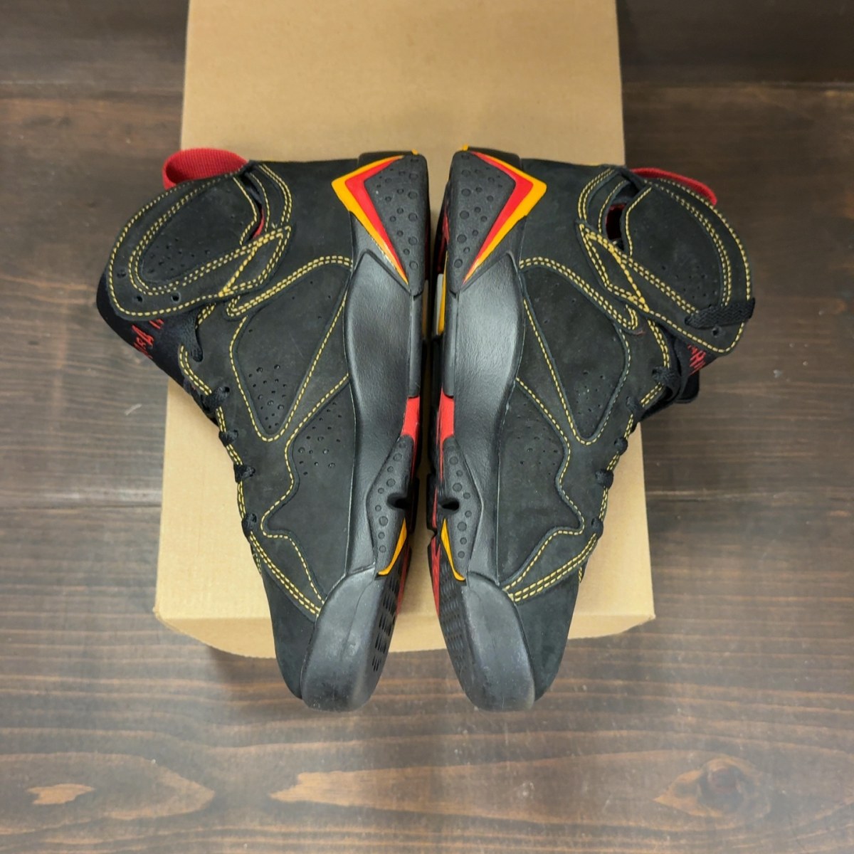 Jordan 7 Retro Citrus (2022) (GS) Size 5Y (Pre-Owned) - Image 4