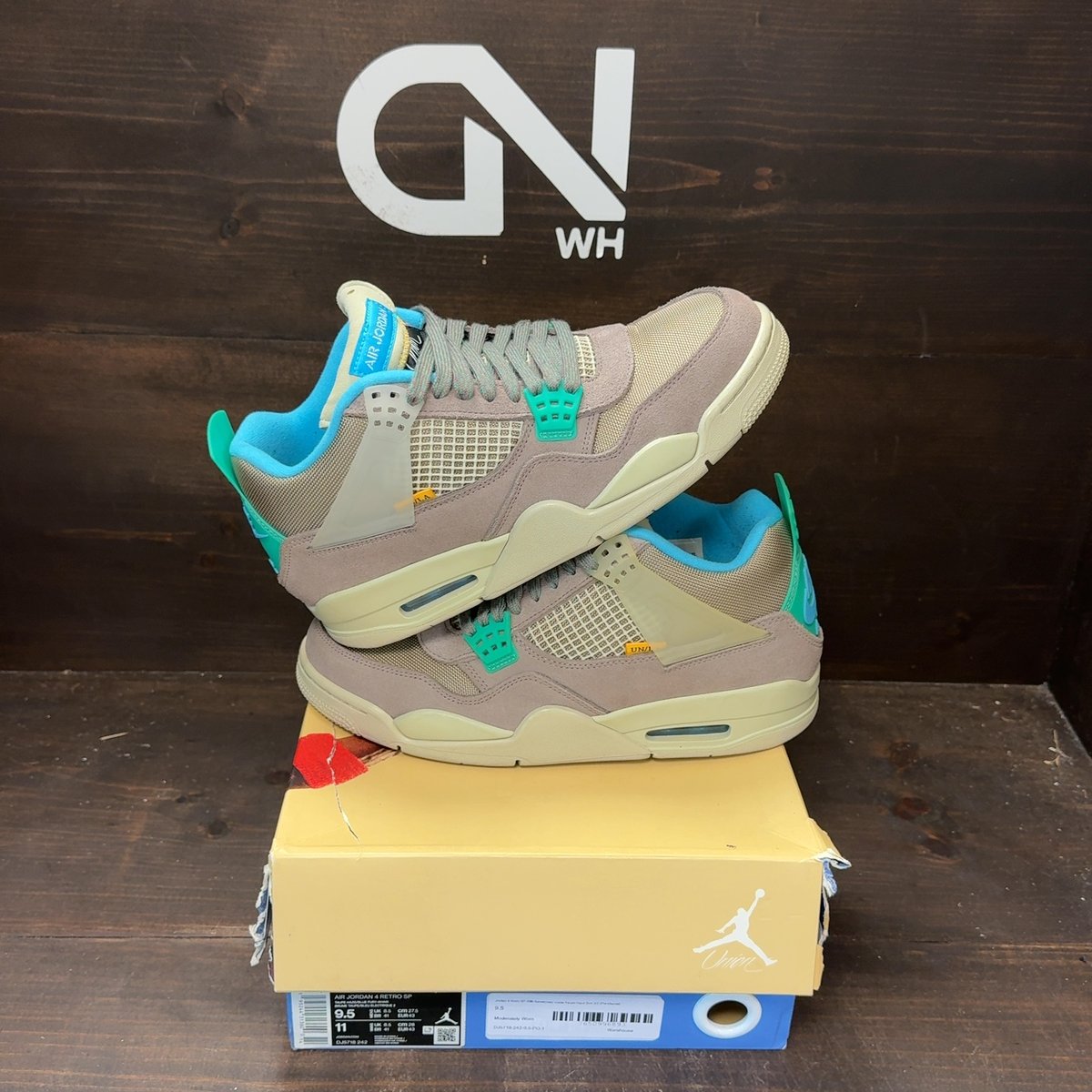 Jordan 4 Retro SP 30th Anniversary Union Taupe Haze Size 9.5 (Pre-Owned) - front