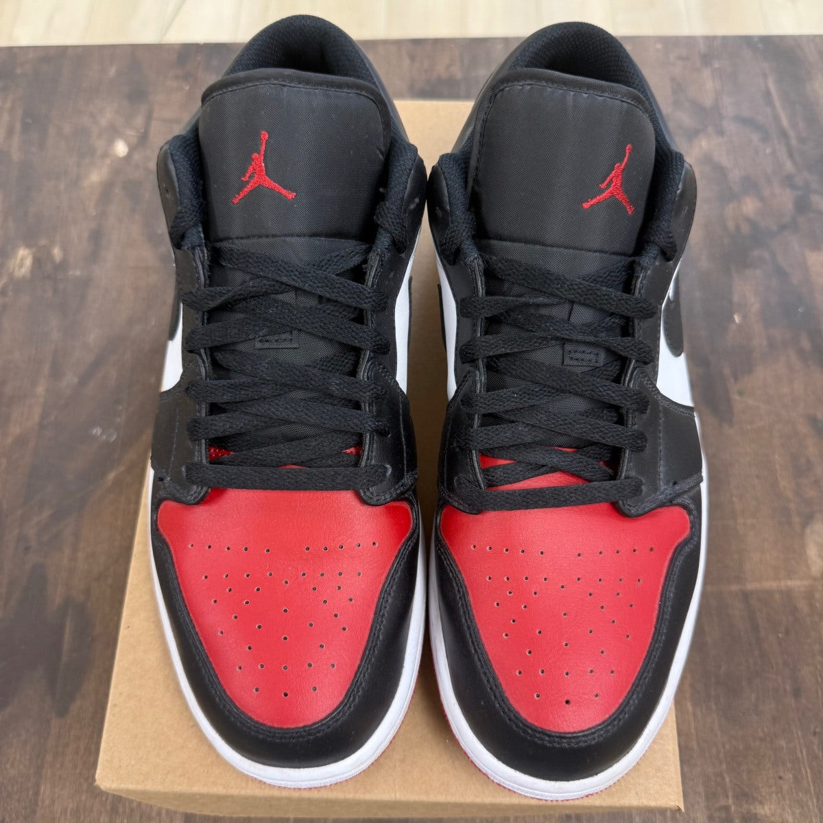 Jordan 1 Low Bred Toe Size 12 (Pre-Owned) - Image 2