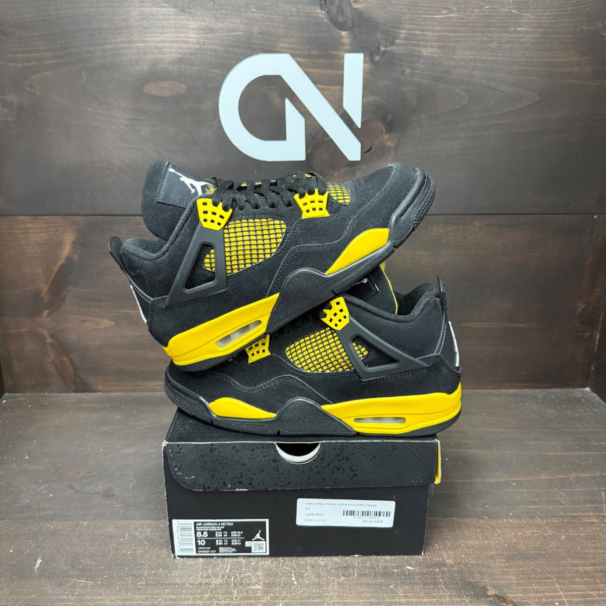 Jordan 4 Retro Thunder (2023) - Image 1