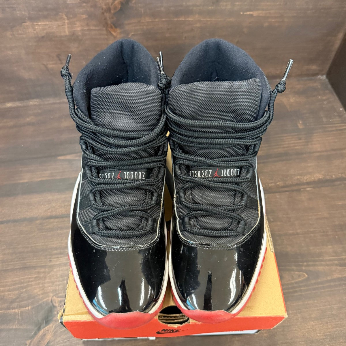 Jordan 11 Retro Playoffs Bred (2019) - Image 2