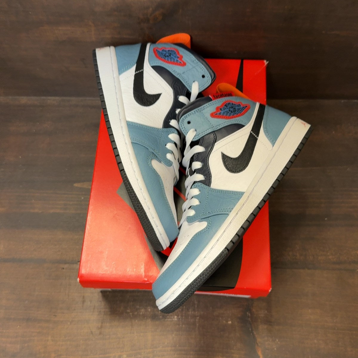 Jordan 1 Mid Fearless Facetasm - Image 2
