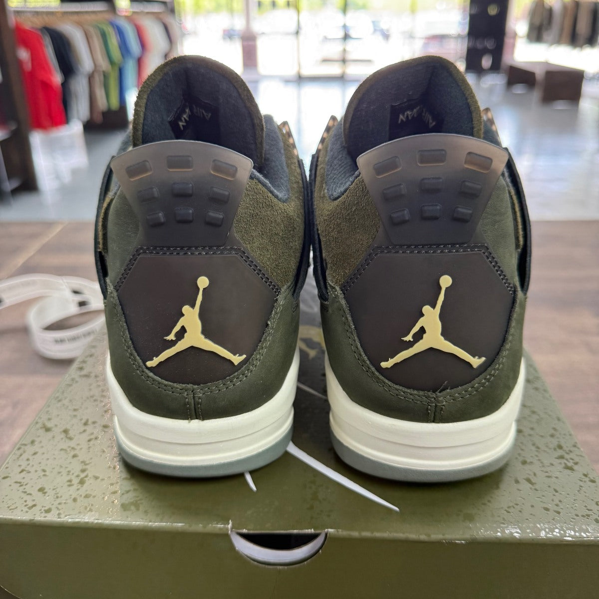 Jordan 4 Retro SE Craft Medium Olive Size 12 (Pre-Owned) - Image 4