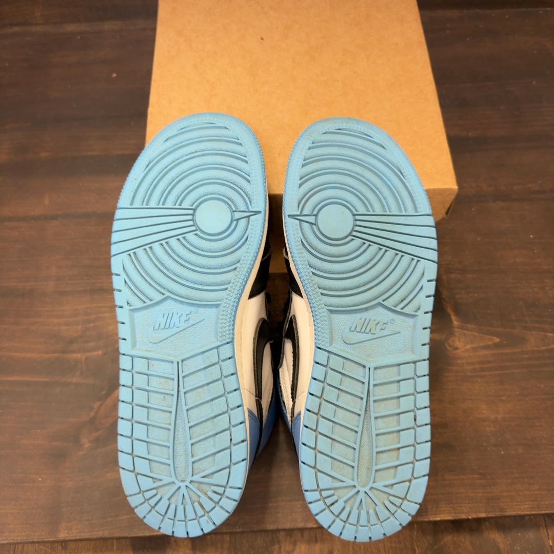 Jordan 1 Retro High OG UNC Toe (GS) Size 6Y (Pre-Owned) - Image 6