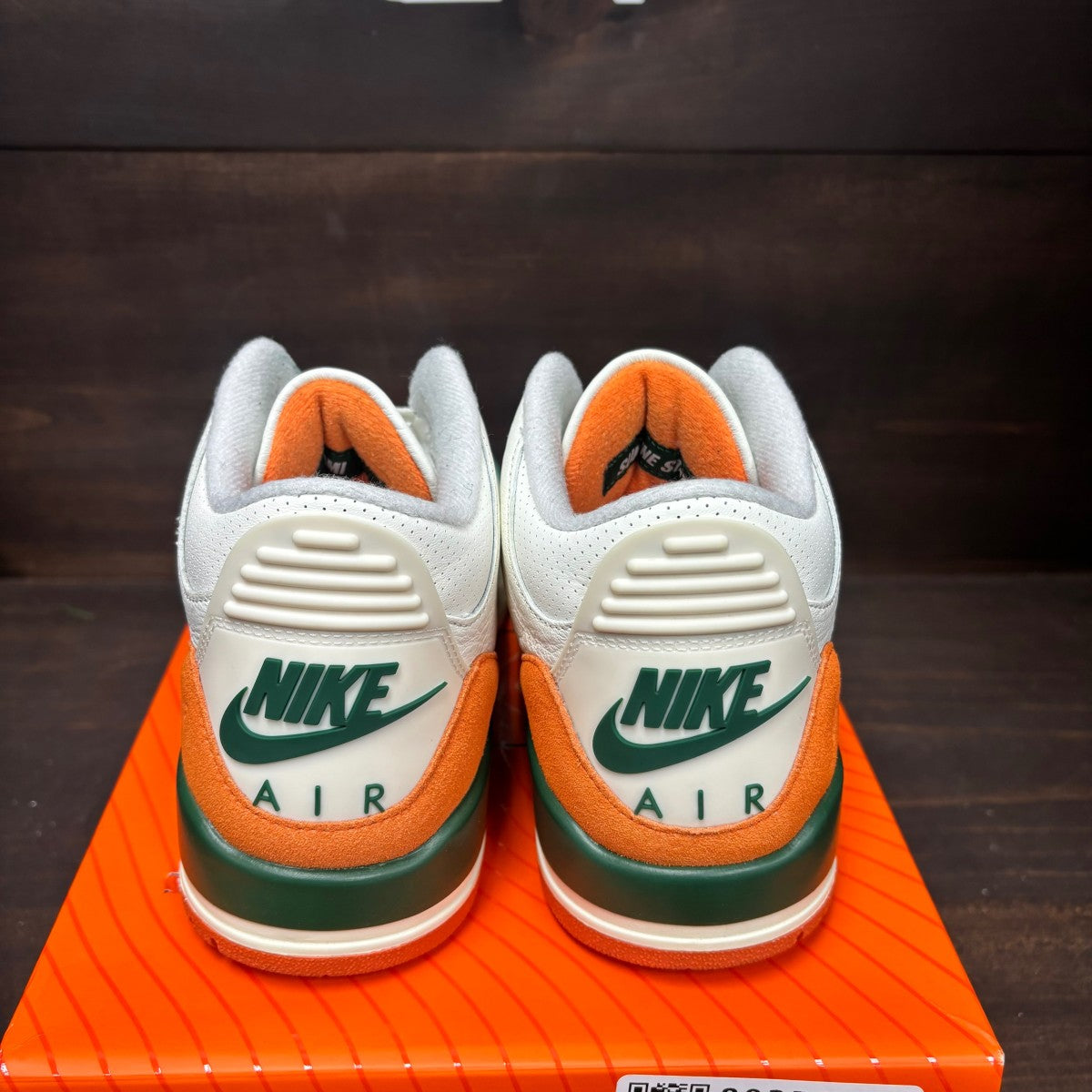 Jordan 3 Retro SP SoleFly Miami Size 9.5 (Pre-Owned) - Image 5