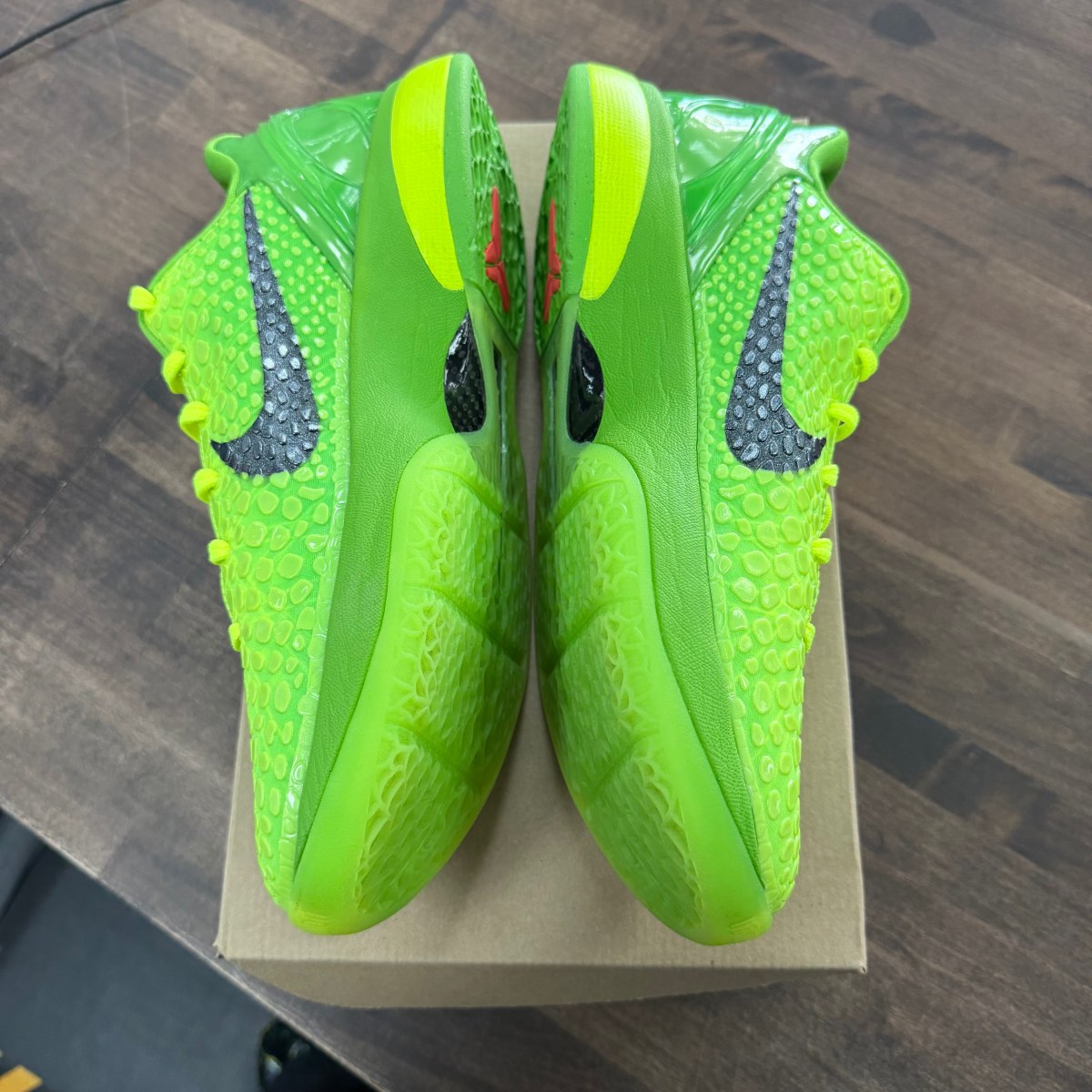 Nike Kobe 6 Protro Grinch (2020) Size 11.5 (Pre-Owned) - Image 5