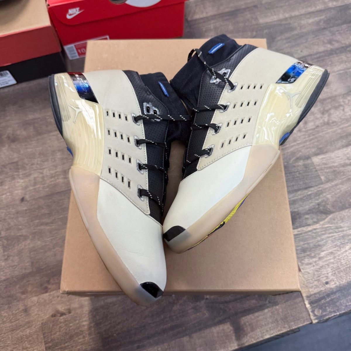 Jordan 17 Retro Low SP Infinite Archives - Image 1