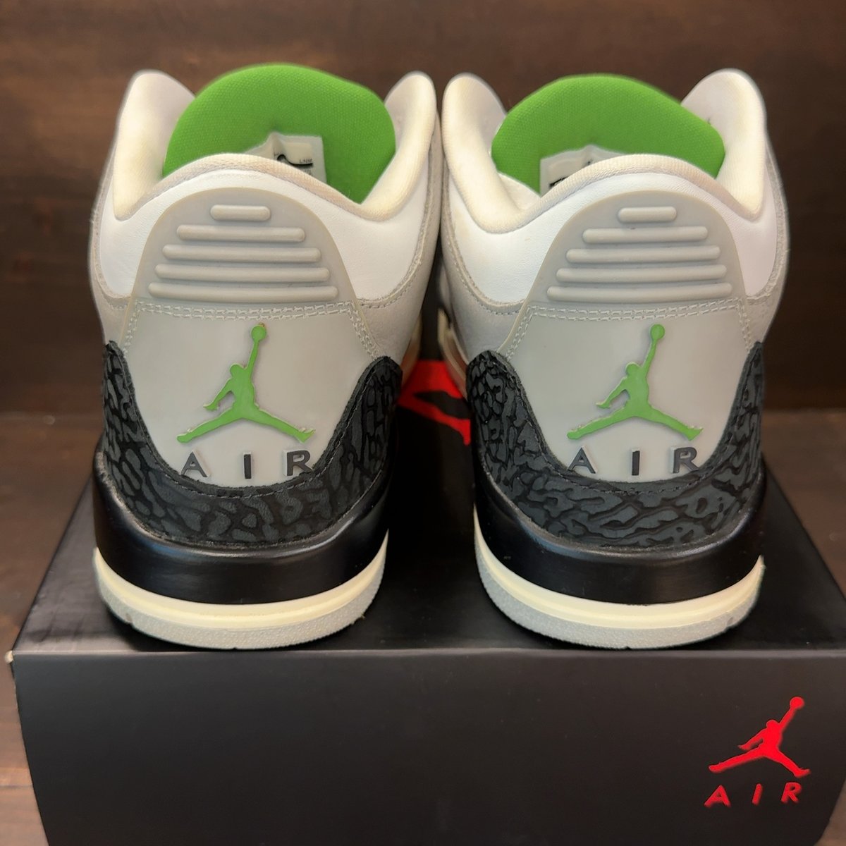 Jordan 3 Retro Chlorophyll Size 8.5 (Pre-Owned) - aux