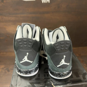 Jordan 4 Retro Fear (2024) Size 12 (Pre-Owned)