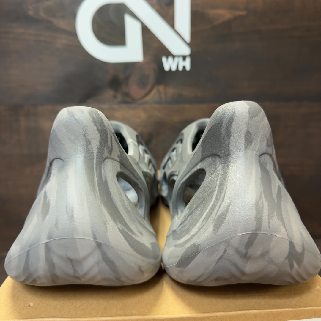 adidas Yeezy Foam RNR MX Granite - Image 4