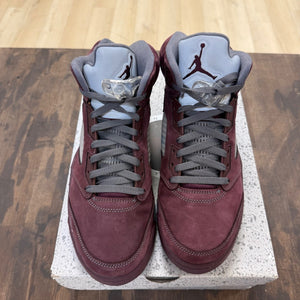 Jordan 5 Retro Burgundy (2023) - Image 2
