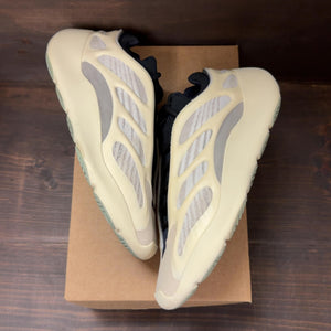 adidas Yeezy 700 V3 Azael Size 11 (Pre-Owned) - Image 2