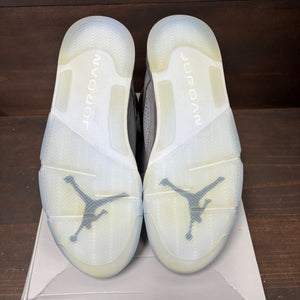 Jordan 5 Retro Wolf Grey (2026) Size 12.5 (Pre-Owned) - box