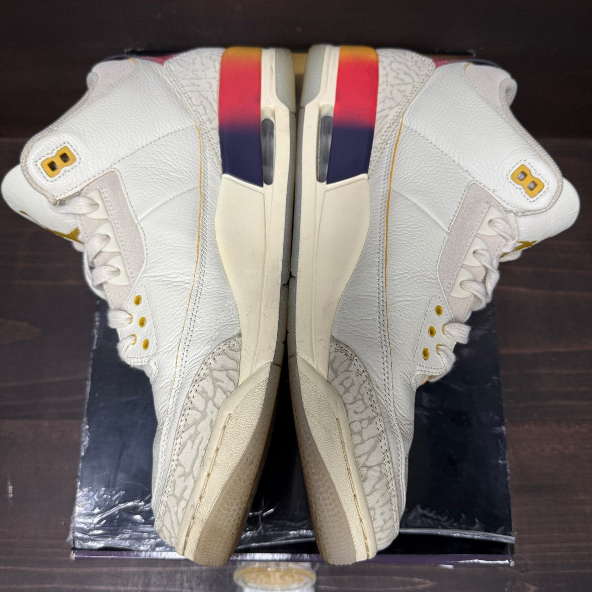 Jordan 3 Retro SP J Balvin Medellín Sunset - Image 3