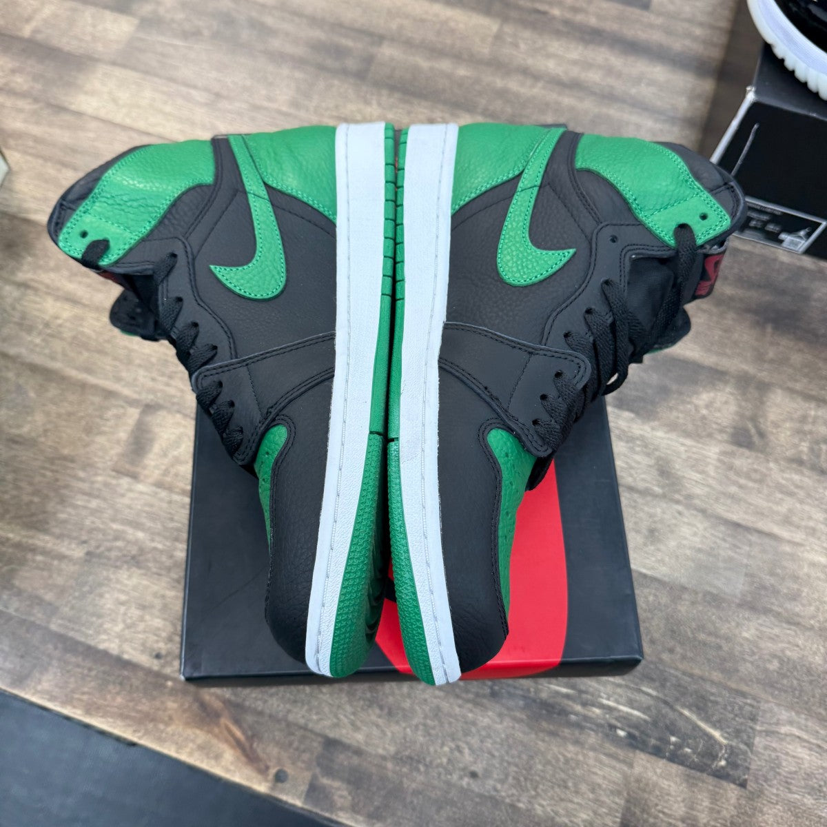 Jordan 1 Retro High Pine Green Black - Image 3