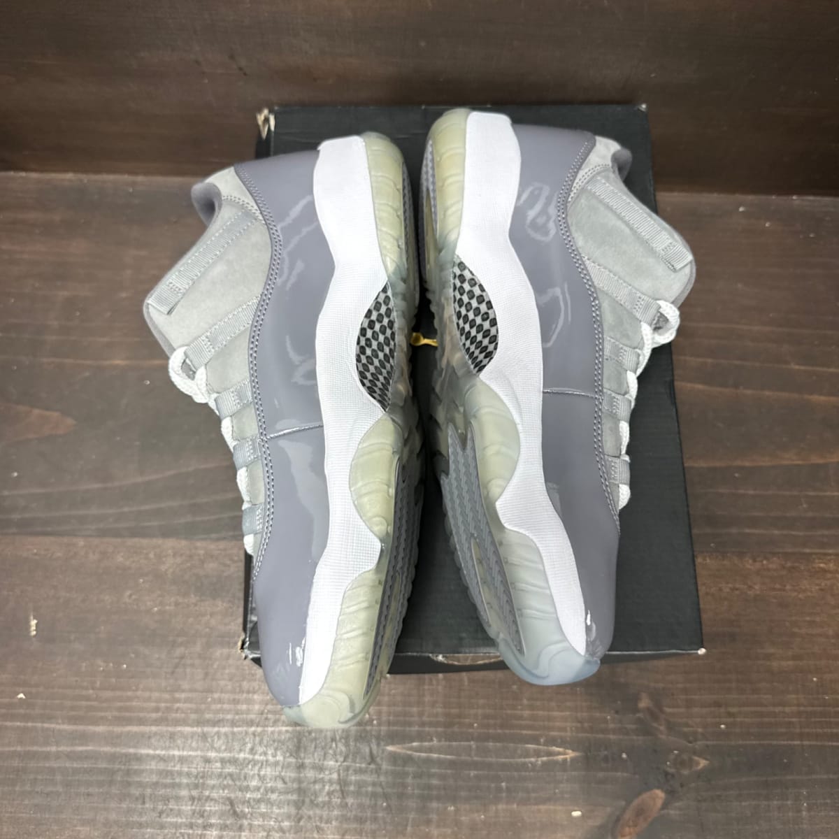 Jordan 11 Retro Low Cool Grey Size 10.5 - side