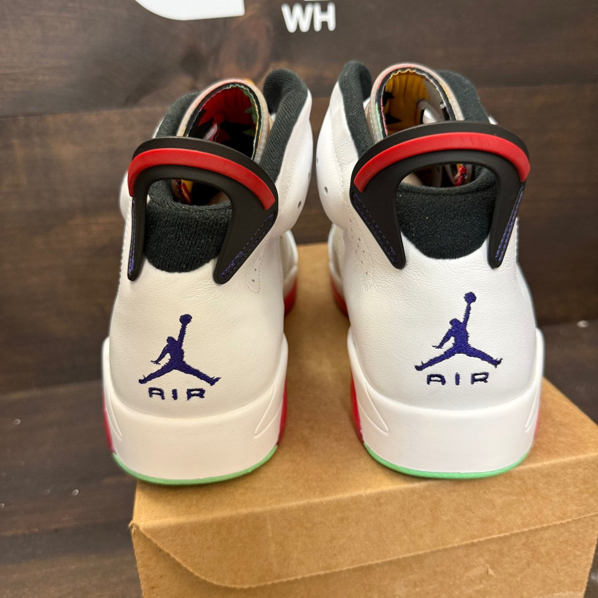 Jordan 6 Retro Hare Size 13 (Pre-Owned) - Image 4