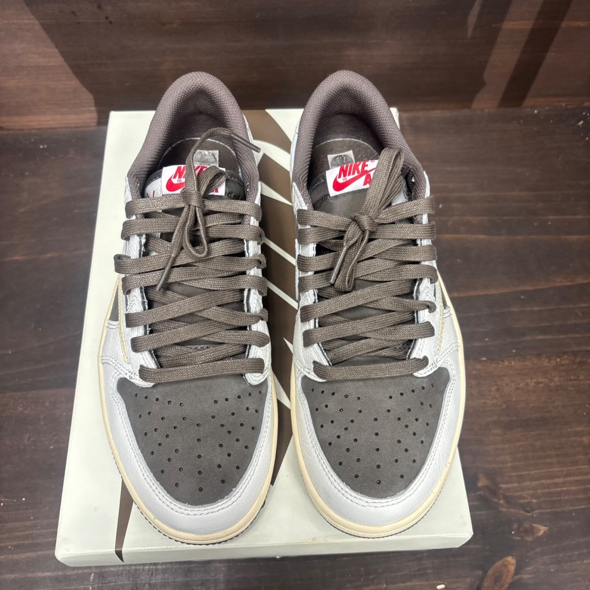 Jordan 1 Retro Low OG SP Travis Scott Reverse Mocha - Image 3