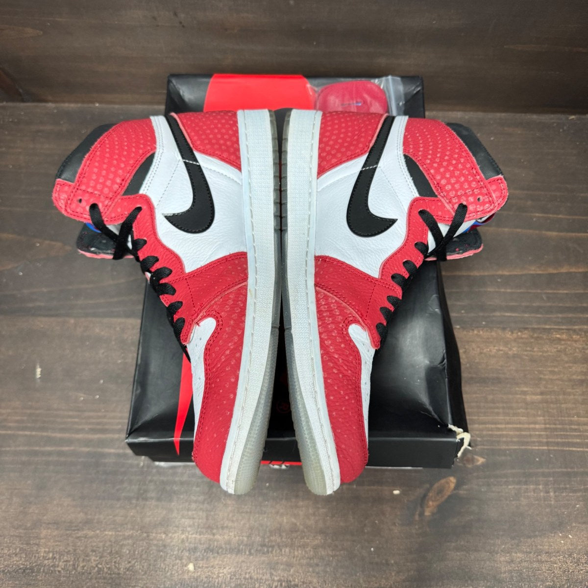 Jordan 1 Retro High Spider-Man Origin Story - Image 4