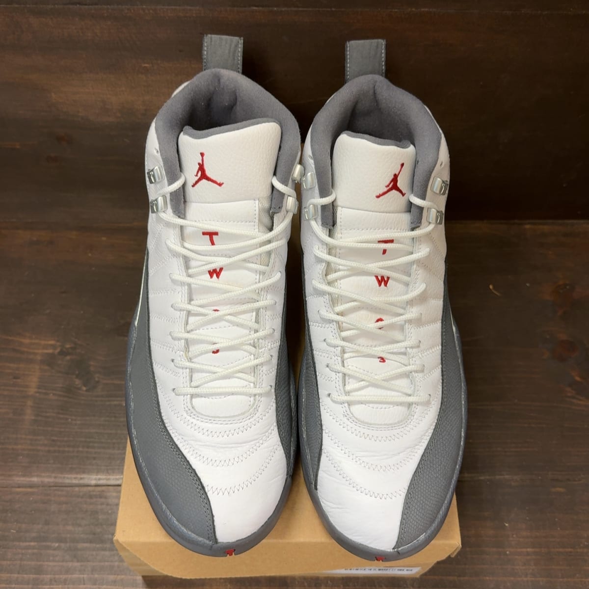 Jordan 12 Retro White Dark Grey Size 13 (Pre-Owned) - tag