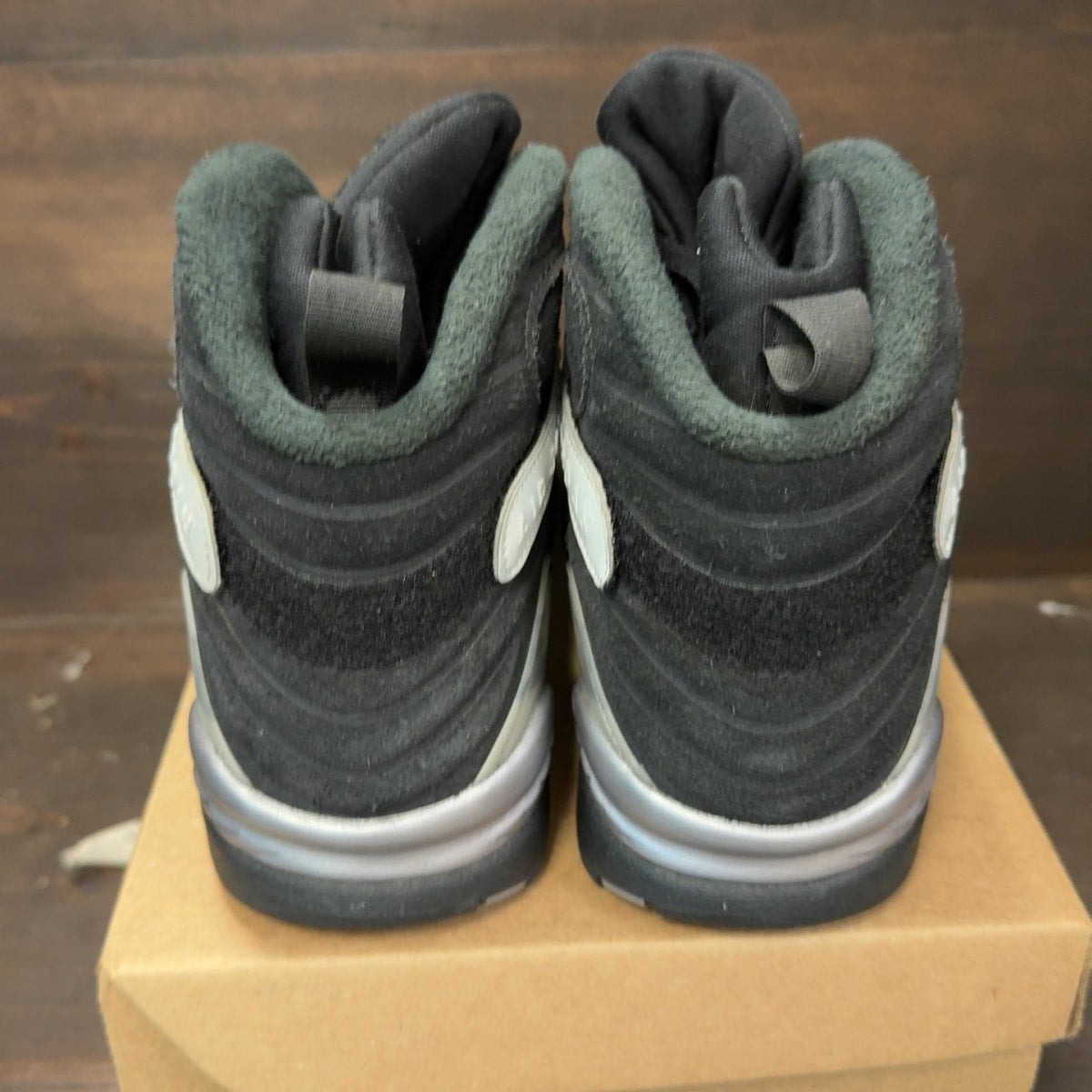 Jordan 8 Retro Winterized Gunsmoke Size 9.5 (Pre-Owned) - Image 5